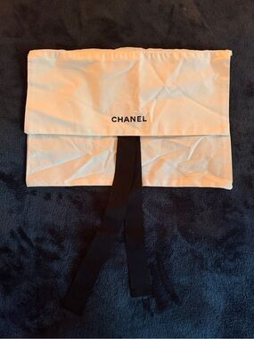 Chanel Cream dust bag